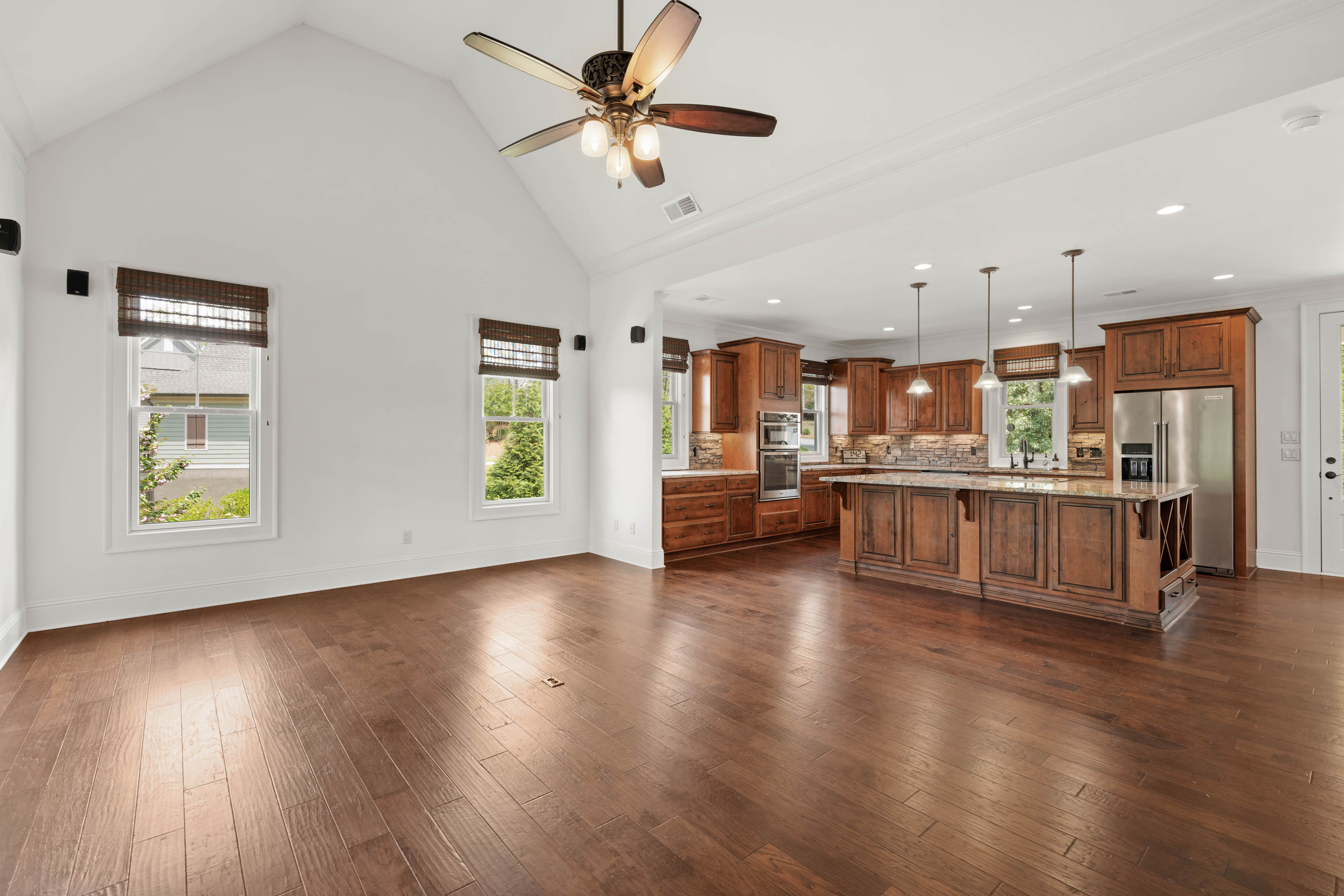 1080 Club Pointe Circle image 12